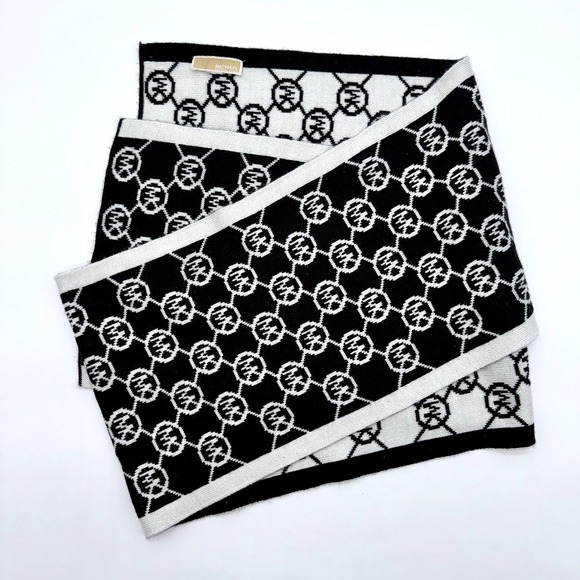 MICHAEL KORS Reversible Knit Scarf All Over Black White MK Logo Black/White Trim - Picture 1 of 8
